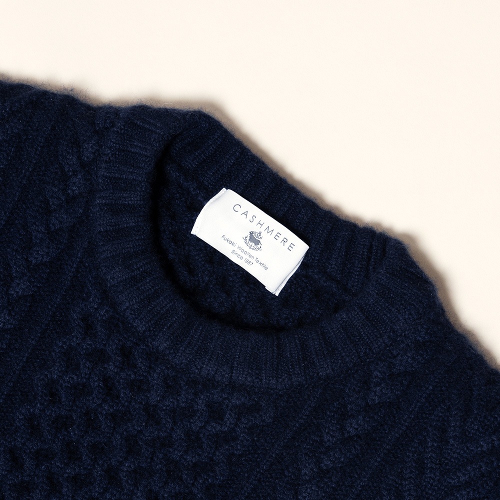 カシミヤ１００％　クラシックアランクルーネック