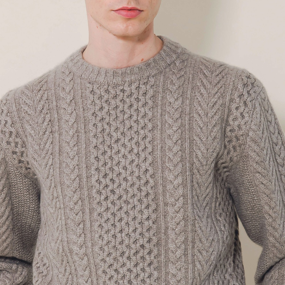 カシミヤ１００％　クラシックアランクルーネック