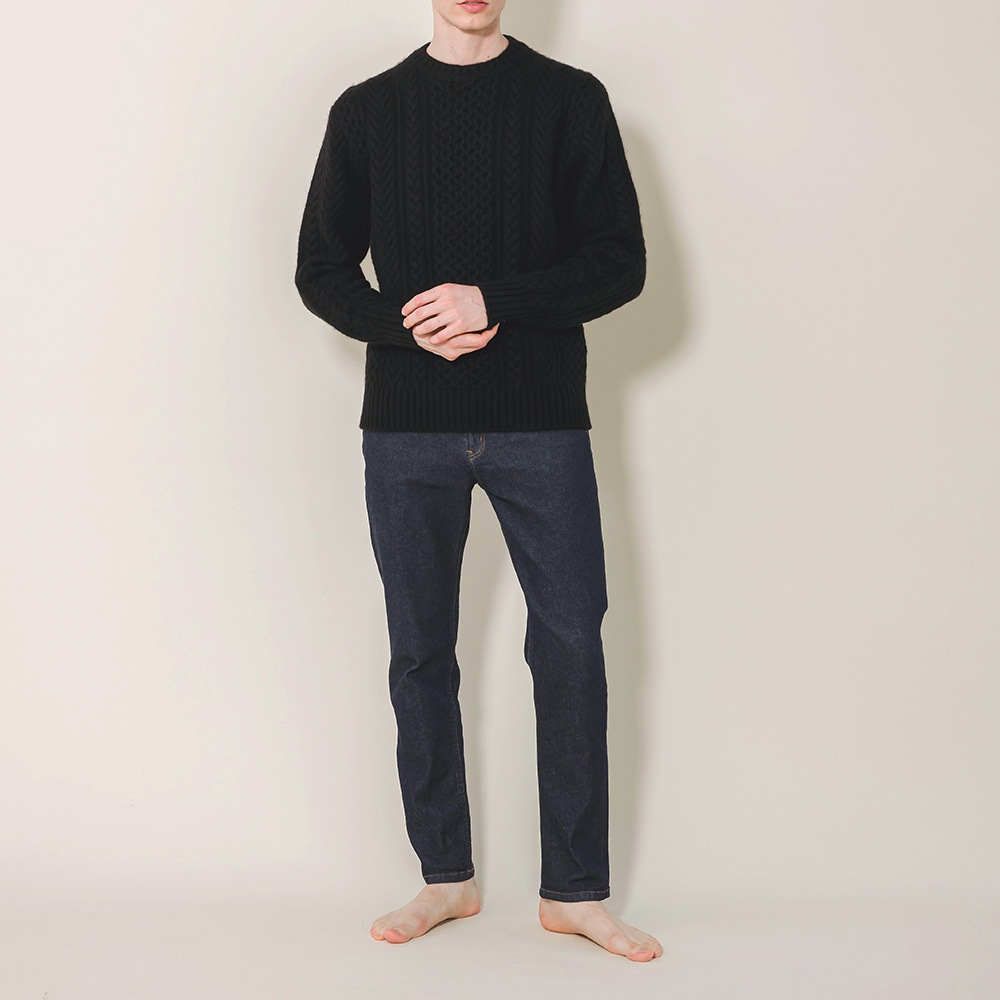 カシミヤ１００％　クラシックアランクルーネック