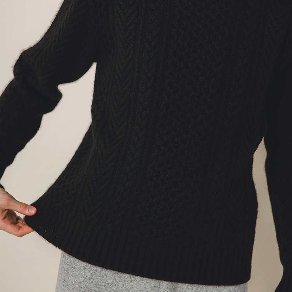 カシミヤ１００％　クラシックアランクルーネック