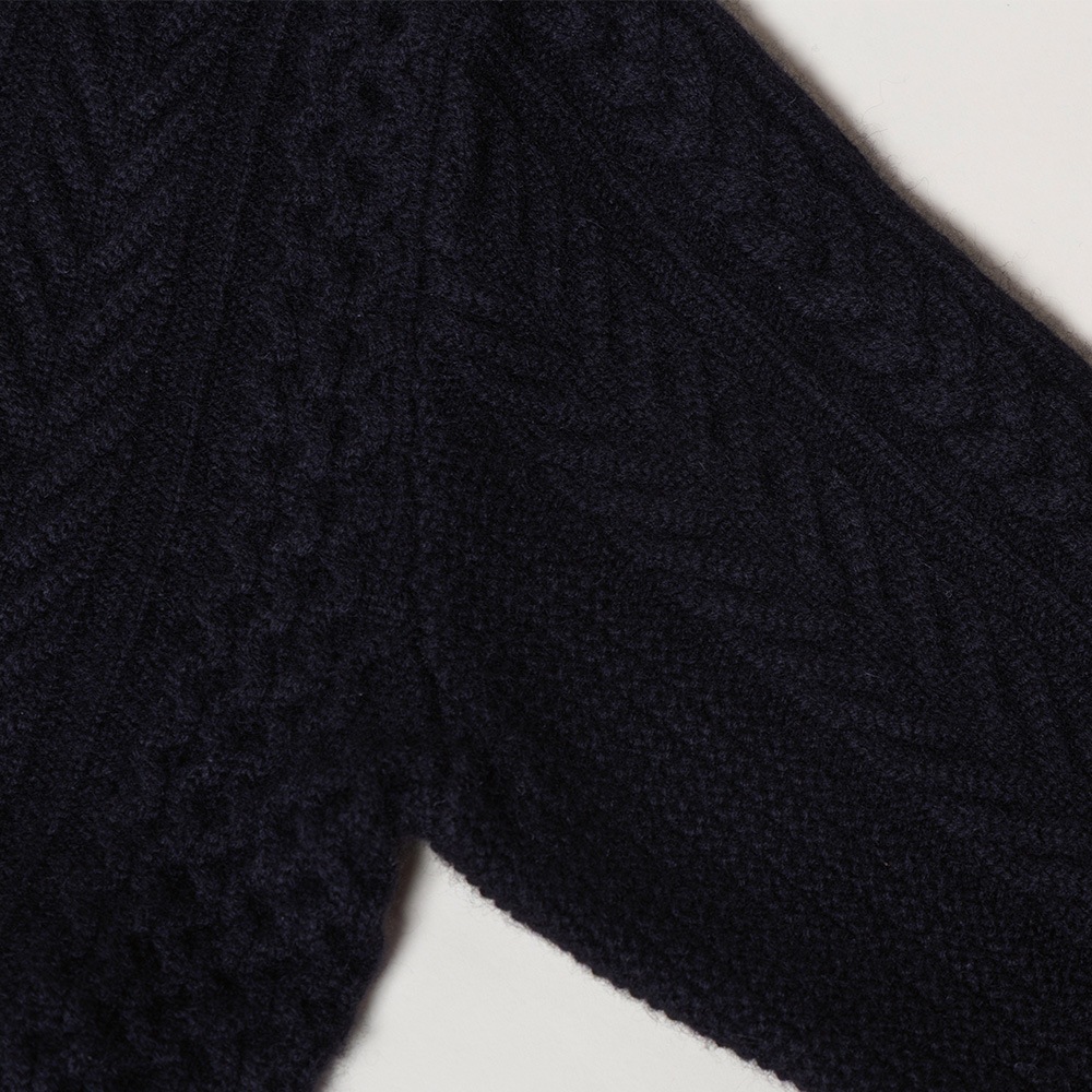 カシミヤ１００％　クラシックアランクルーネック