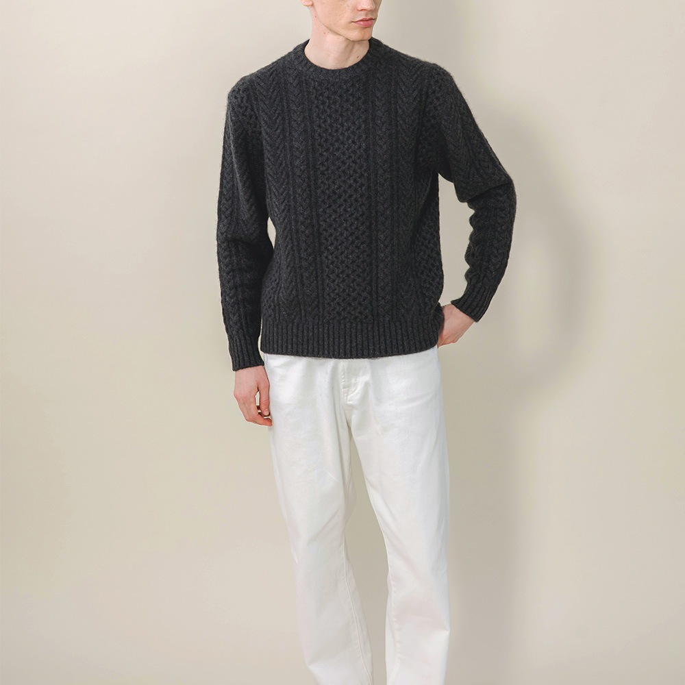 カシミヤ１００％　クラシックアランクルーネック