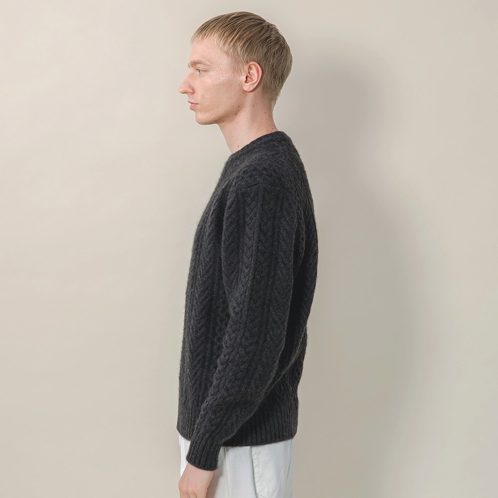 カシミヤ１００％　クラシックアランクルーネック