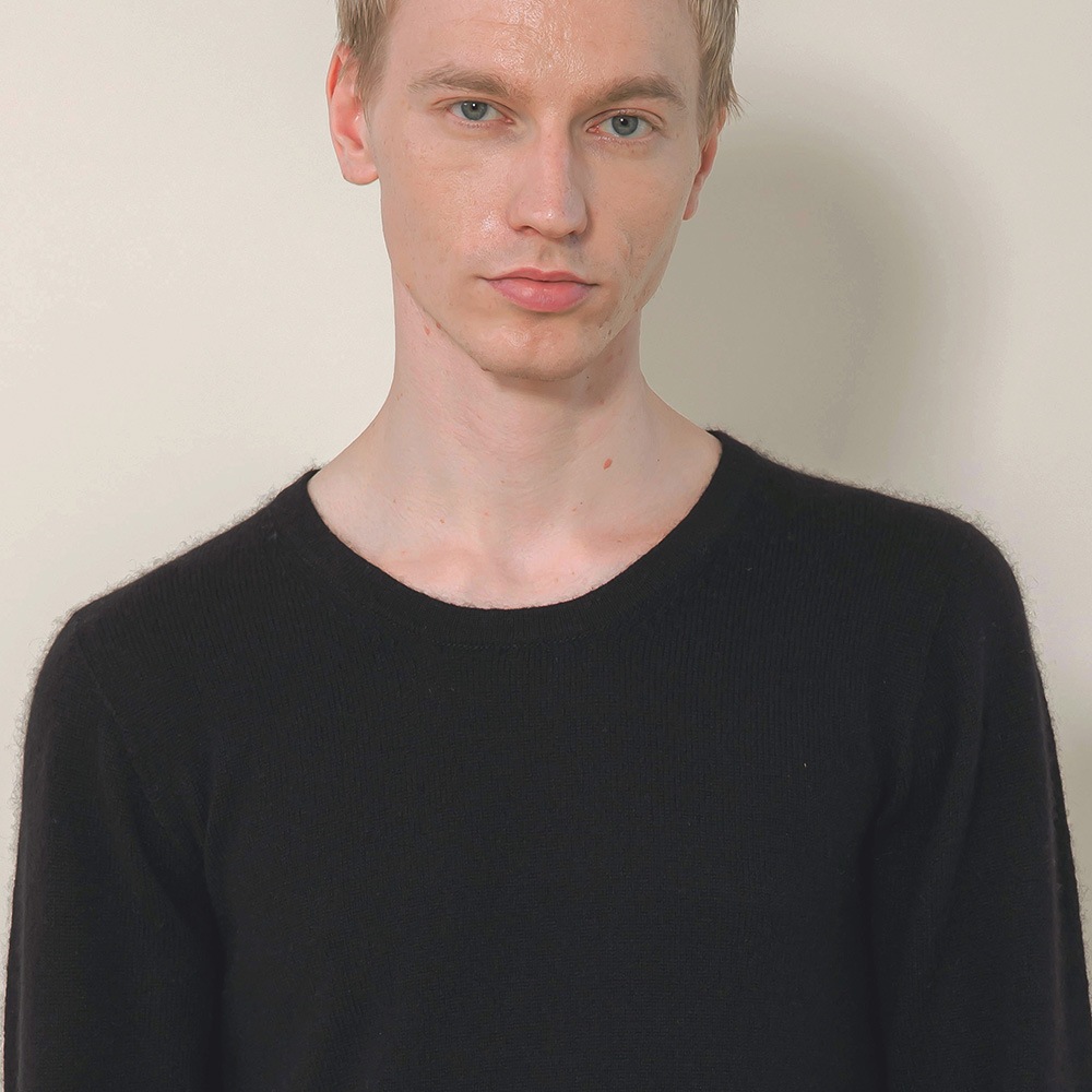 カシミヤ１００％　インナープルーオーバー