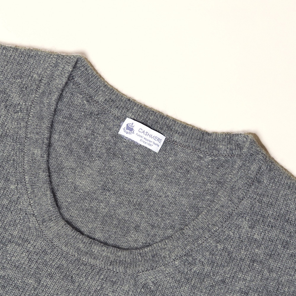 カシミヤ１００％　インナープルーオーバー