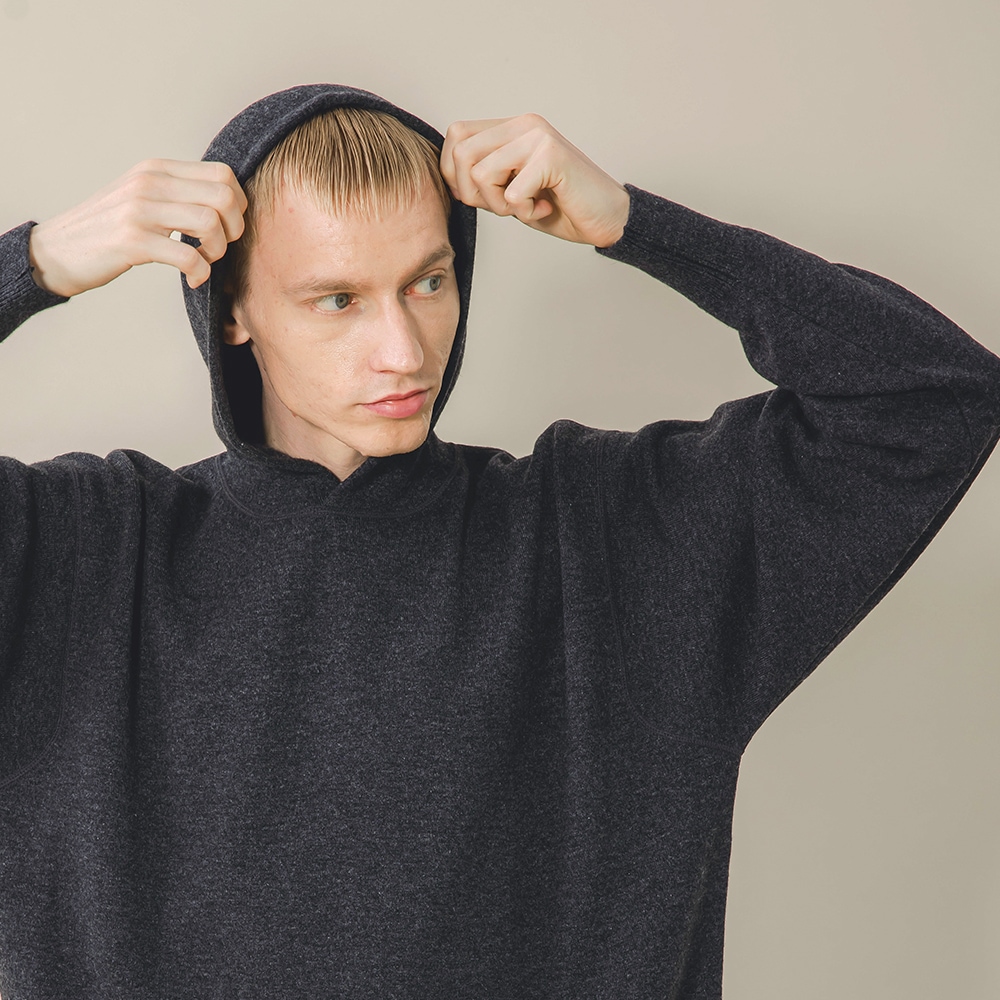 カシミヤ100％ Ｗフェイスフーディ