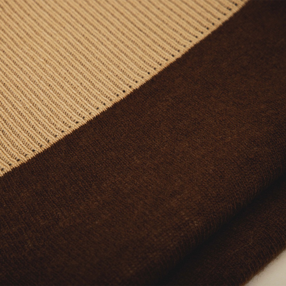 カシミヤ100％ Ｗフェイスクルーネック