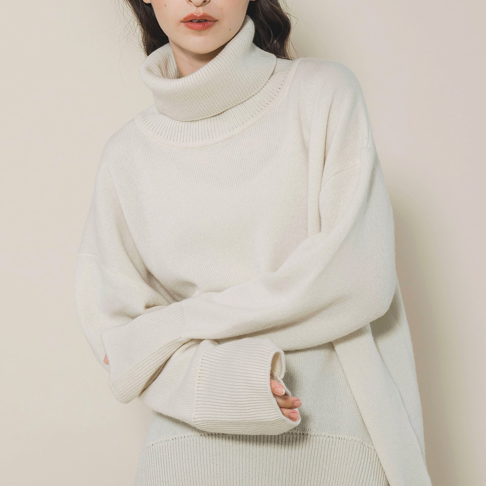 カシミヤ100％ Ｗフェイスオフタートルネック