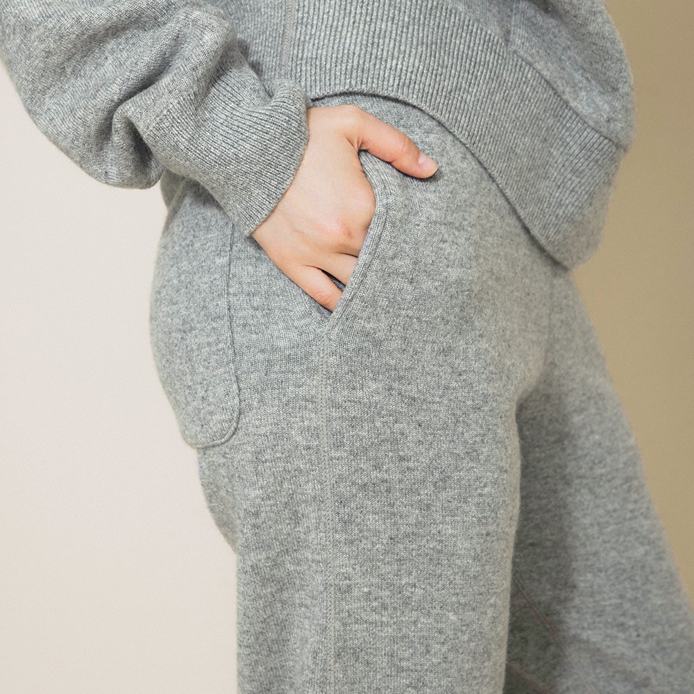 カシミヤ100％ スウェットパンツ