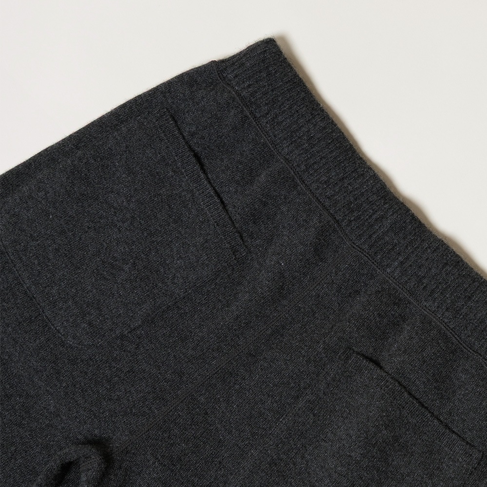 カシミヤ100％ スウェットパンツ