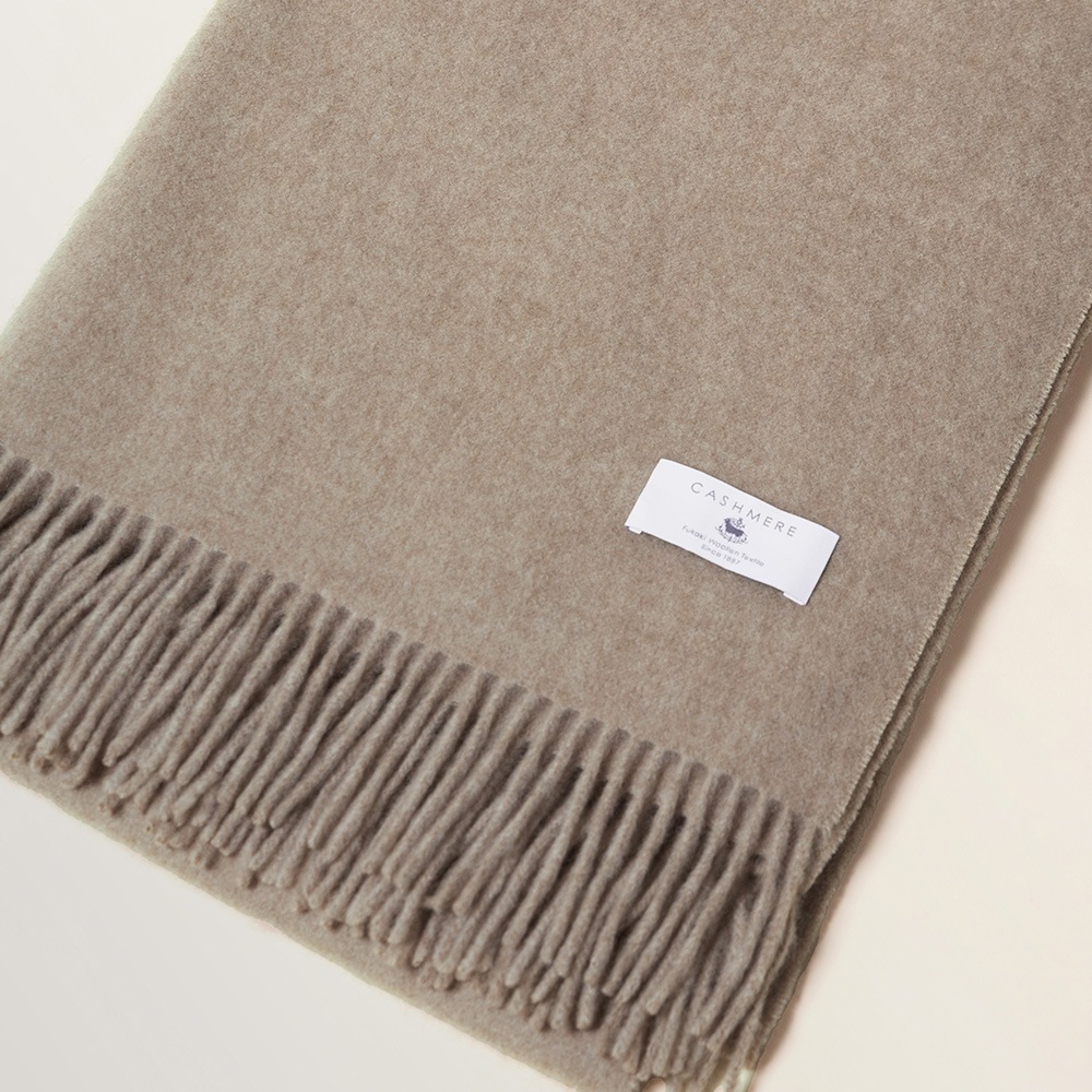 無染色カシミヤ１００％　ストール