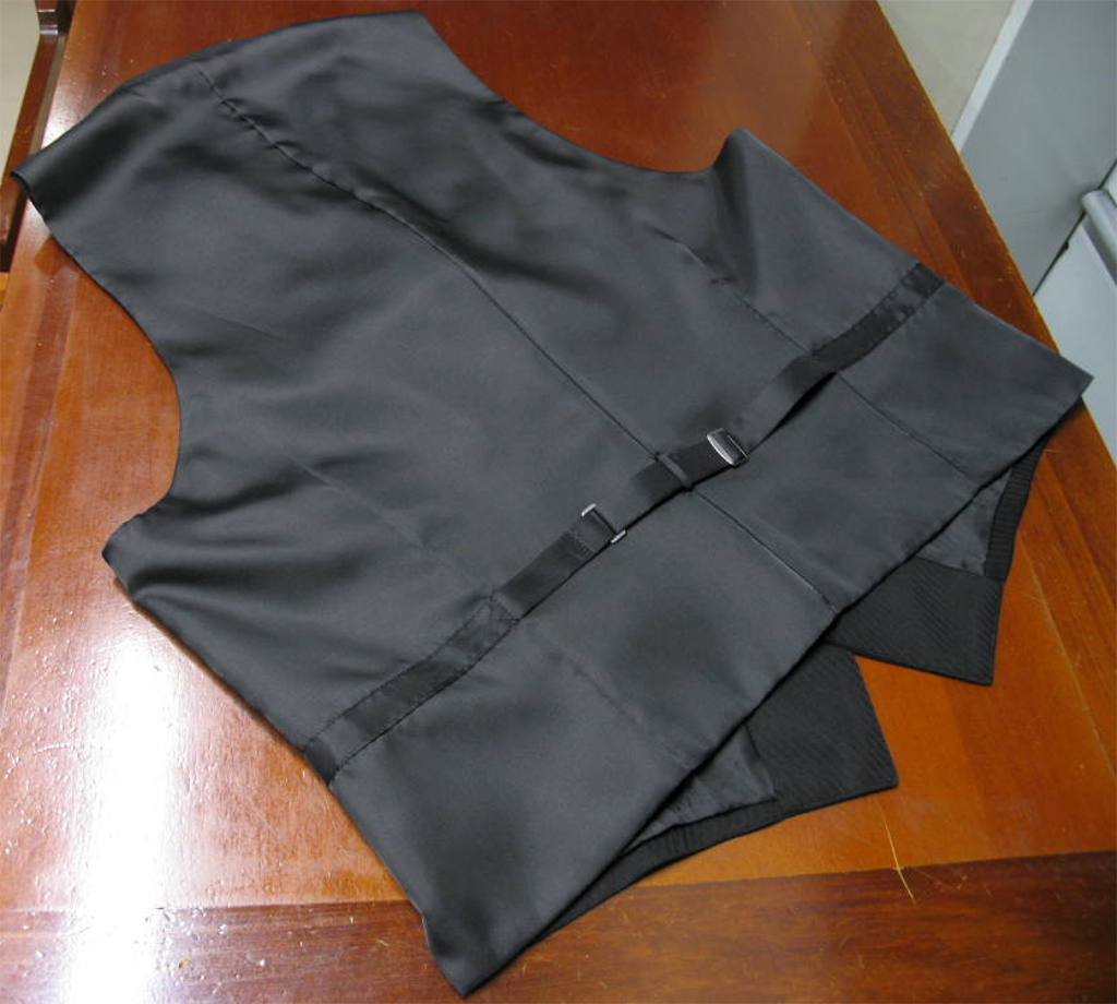 オッドベスト ジレ メンズ 秋冬 ウール100％ 黒ヘリンボーン 1909 A4