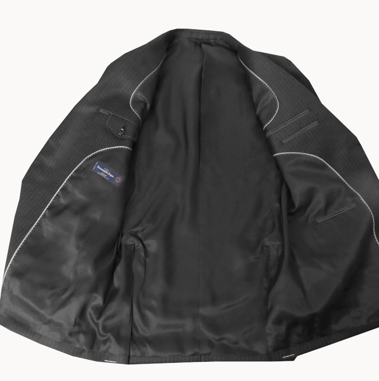 Ermenegildo Zegna(エルメネジルド ゼニア) スーツ 2つボタン