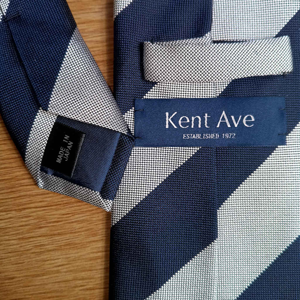 ケントアベニュー(Kent Ave) レジメンタルタイ ネクタイ メンズ ビジネス おしゃれ ギフト 人気 シルク100％ シルバー×ネイビー kt2r3