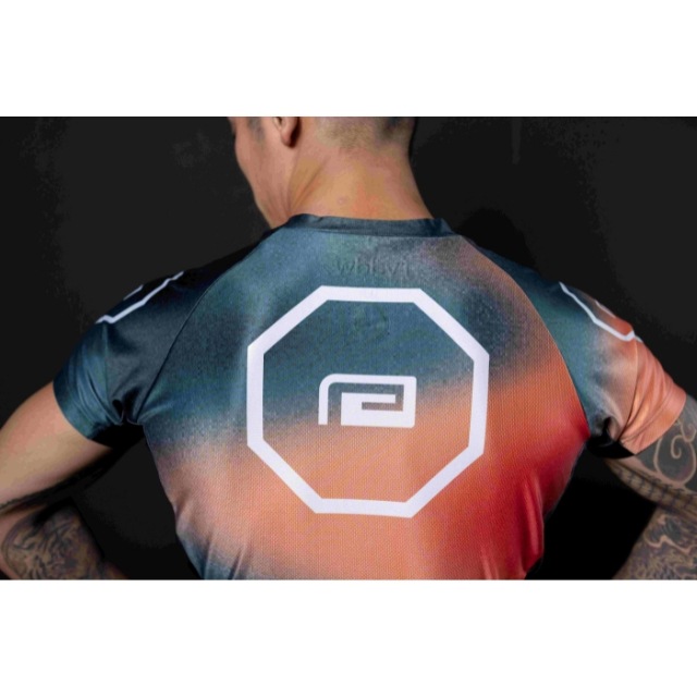 THERMOGRAPHY SHORT RASH GUARD