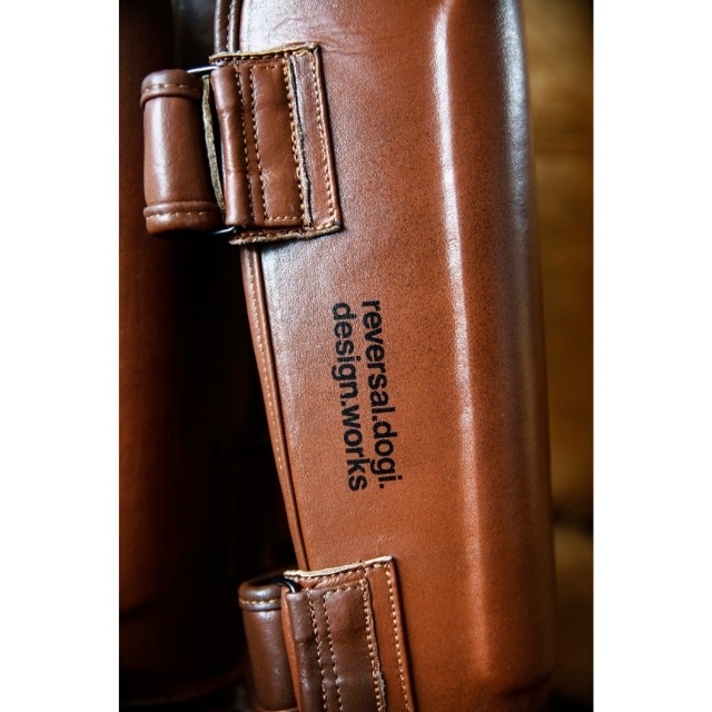 VINTAGE LEG GUARDS