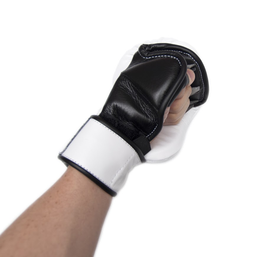 100A MMA POUNDING GLOVES WHITE