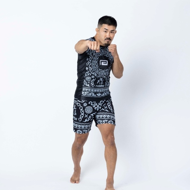 BOKH SHORT RASH GUARD