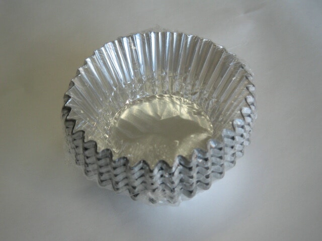 【薄手】ホイルケース 8号 底径50×深さ30mm（厚み11μ）【500枚】【レンジ不可】  大黒工業 8 アルミケース アルミ ホイル 業務用 弁当 仕出し 使い捨て 消耗品 弁当箱 おかず 料理 丸 合い紙なし コンパクト ごみ削減