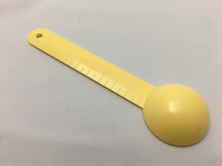 家庭用 計量 スプーン 10cc 黄 【20個入】 長142×巾18mm プラスチック