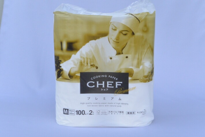 シェフ  プレミアム M 100枚×2本 1袋 1枚のサイズ Mサイズ 265×240 mm 花王 吸水紙 不織布 キッチンペーパー 保存 保鮮 ロール
