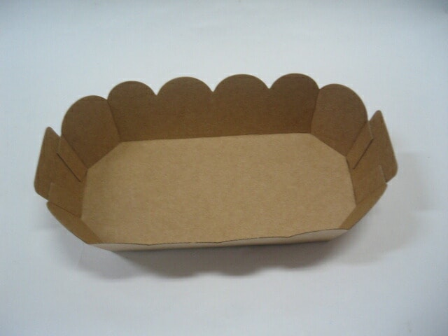 【紙】テーパートレー AT-8 未晒 【50枚】 紙容器 紙トレー トレー 215×115×高さ50mm 大黒工業 未晒し お彼岸 お盆 詰め合わせ 果樹 果物 容器 カラー 紙 クラフト ケース フルーツ ぶどう りんご 梨 桃 ギフト シャインマスカット お菓子 菓子パン パン