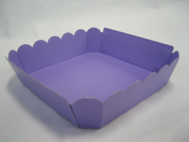 【紙】テーパートレー  AT-5 パープル 【50枚】 紙容器 紙トレー トレー 185×185×45mm 大黒工業 お彼岸 お盆 詰め合わせ 果樹 果物 容器 カラー 紙 紫 ケース フルーツ ぶどう りんご 梨 桃 ギフト シャインマスカット 供物 お供え 盛り合わせ