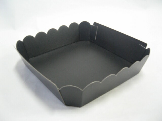 【紙】テーパートレー  AT-5 ブラック【50枚】 紙容器 紙トレー トレー 185×185×45mm 大黒工業 お彼岸 お盆 詰め合わせ 果樹 果物 容器 カラー 紙 黒 ケース フルーツ ぶどう りんご 梨 桃 ギフト シャインマスカット 供物 お供え 盛り合わせ