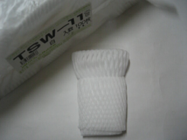 フルーツキャップ バイオ TSW-11 白 【ダブル】11cm 【100個】バイオプラスチック 20%配合 果物 緩衝材 保護材 発泡 ネット キャップ フルーツ 網 輸送 衝撃 守る 保護 振動