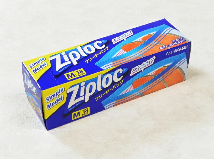 旭化成ホームプロダクツ ジップロック フリーザーバッグ  M 18枚 縦189×横177mm ポリエチレン 耐熱:100℃ 耐寒:-70℃ 保存 冷凍 整理 整頓 電子レンジ 解凍 冷凍保存 ストレートタイプ