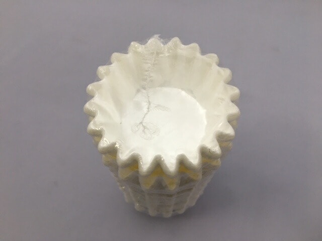 ファインカップ 8号 雲竜 白 底径48×深さ31mm 1個 500枚 アヅミ産業 フィルム ケース カラー レンジ 惣菜 弁当 雲竜柄 カップ レンジOK 丸型 FINE カップ フィルムカップ