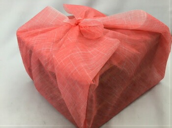 在庫限り】不織布 風呂敷 ピピ 格子柄 ピンク 75×75 cm 20枚