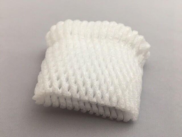 バイオ フルーツキャップ TSW-5 白 【ダブル】5cm 【100個】バイオプラスチック20%配合 果物 緩衝材 保護材 発泡 ネット いちご 苺 キウイ キャップ フルーツ 網 輸送 衝撃 守る 保護 振動