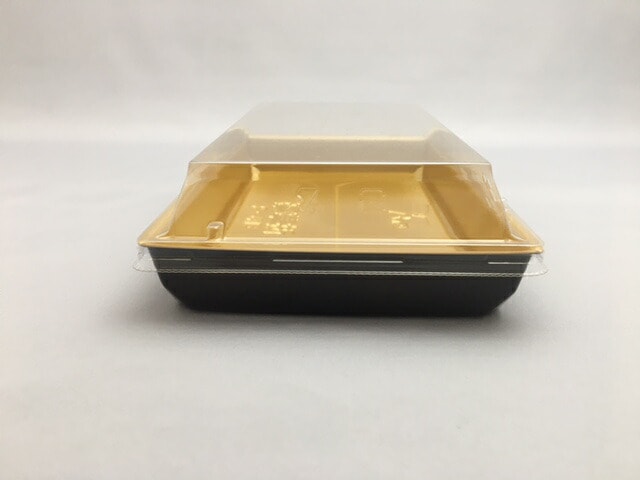 刺身容器【セット】 豪華折 2-4B 黒純金 セット【50枚】テイクアウト 使い捨て 容器 ハレの日 祝い 197×121×26mm 弁当箱 外嵌合 洋食 レストラン 食堂 寿司8貫 寿司 精肉 和菓子 米飯 豪華 売場 テイクアウト 刺身 正月 年末