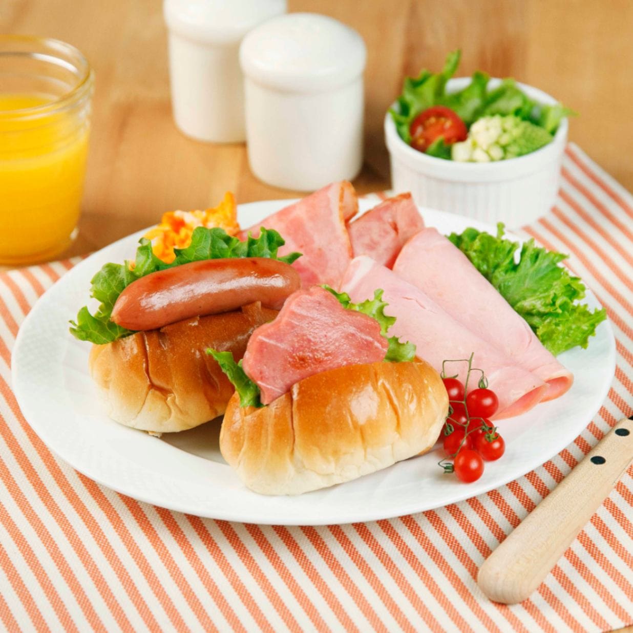 海外限定 HamiKuma クマデザイン フード付きケープ 新登場「ハミ