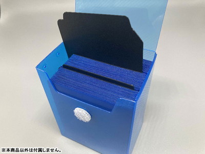 ワンピース　カードケース ONE PIECEカードゲームクリアカードケース2022 3色セットになり