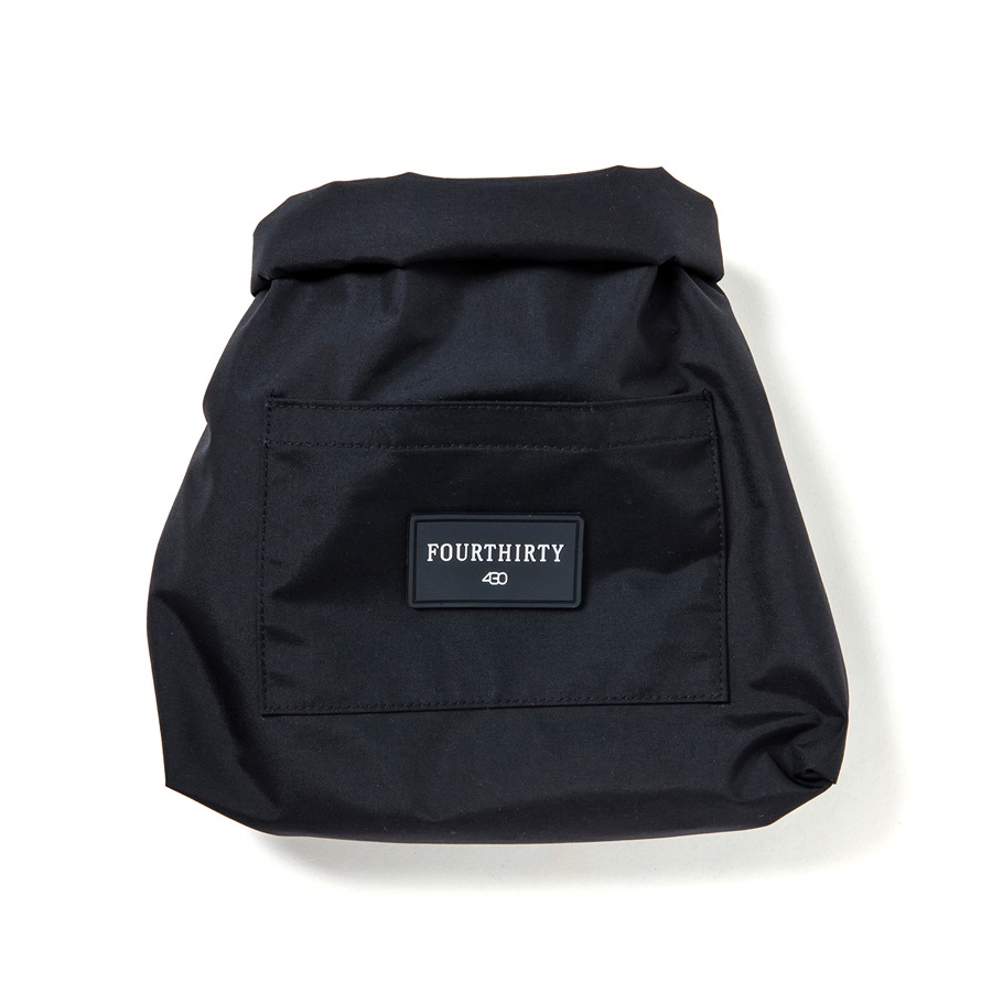 430 : LYR ROLL SHOULDER BAG
