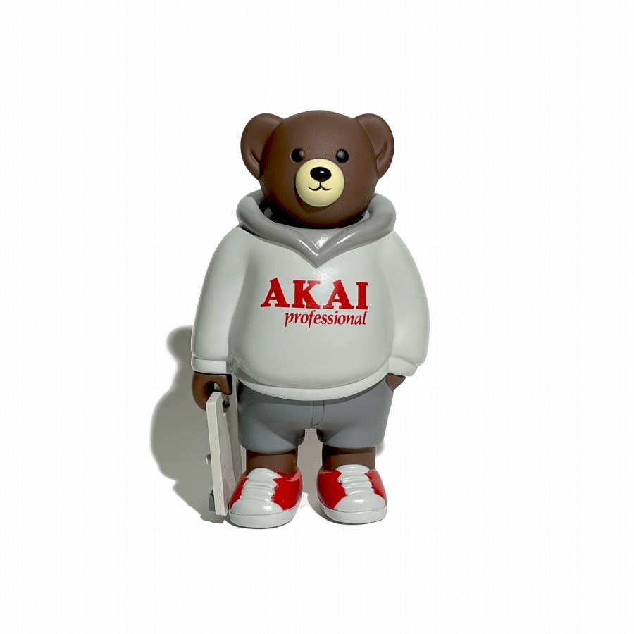 INTERBREED : DIGGIN’ BEAR “AKAI professional”