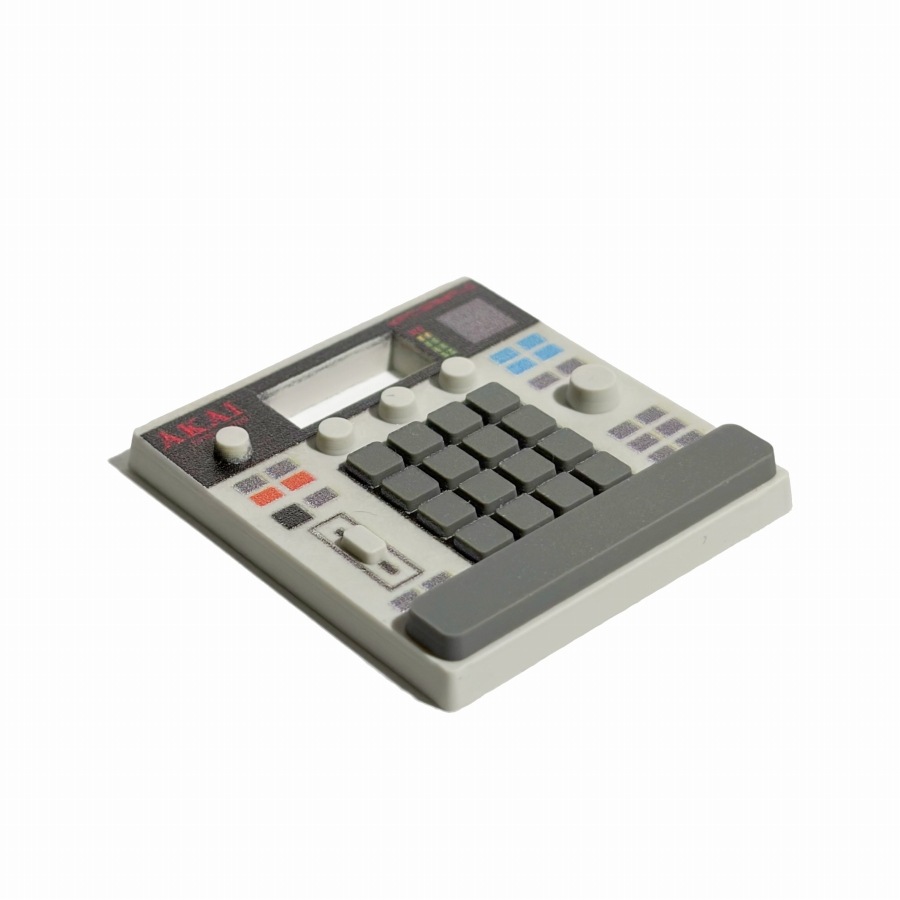 INTERBREED : DIGGIN’ BEAR “AKAI professional”