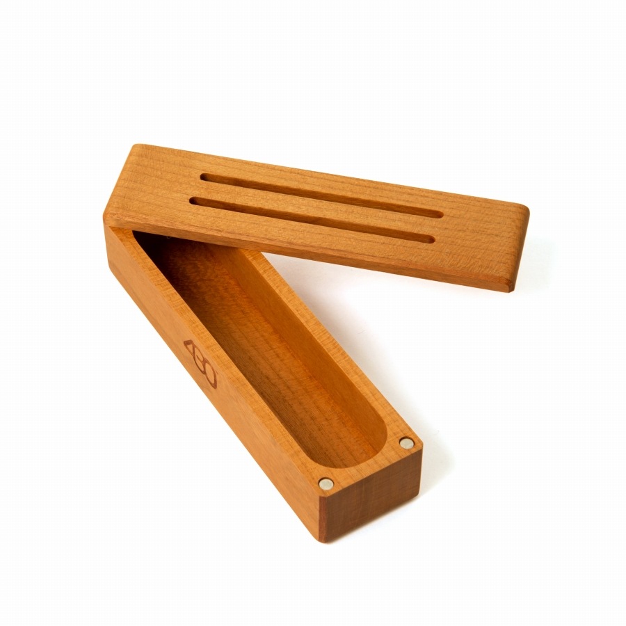 430 : WOODEN SHORT INCENSE HOLDER