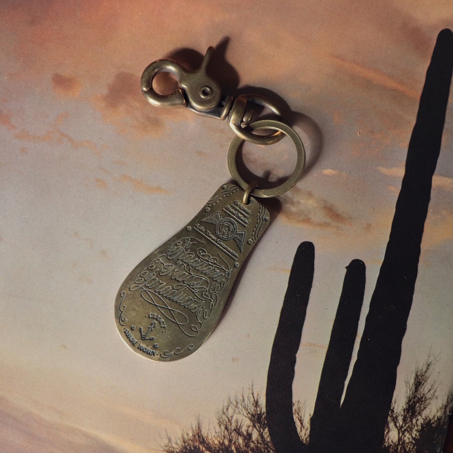 CLUCT : SHOEHORN KEY RING