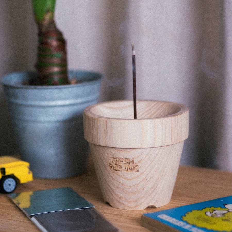 FRESH FEELING : POT INCENSE HOLDER / White Ash