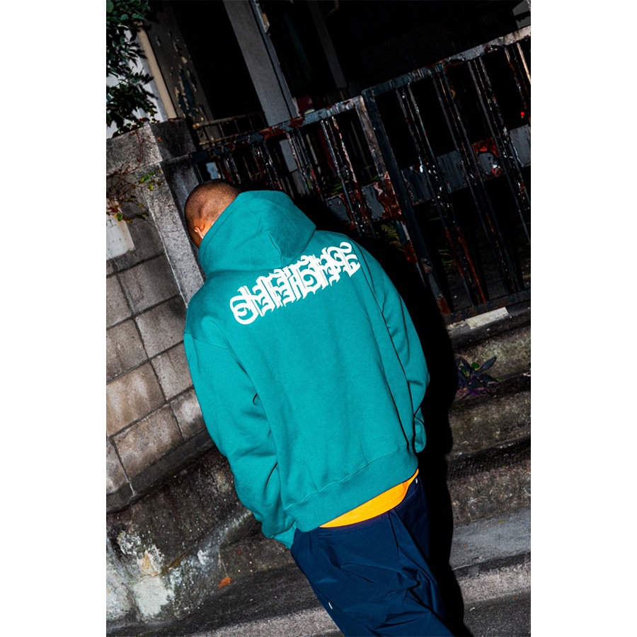 HAIGHT : 喫煙 HOODIE