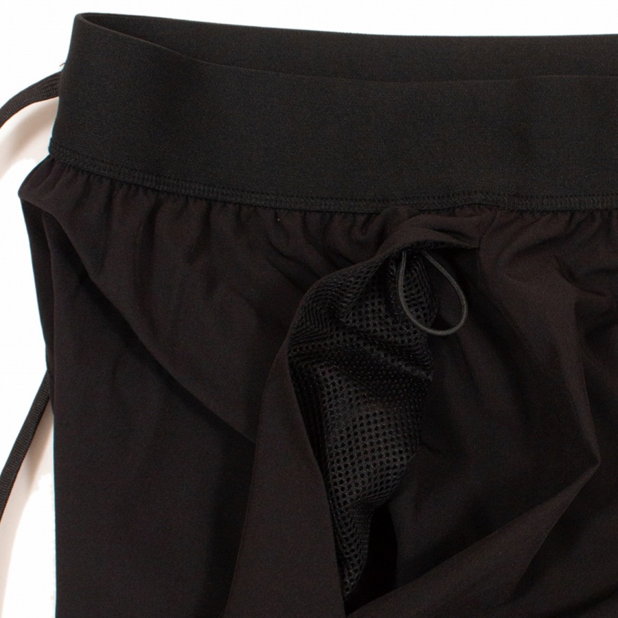 ACAPULCO GOLD : BLACK LABEL LOGO ACTIVE SHORTS