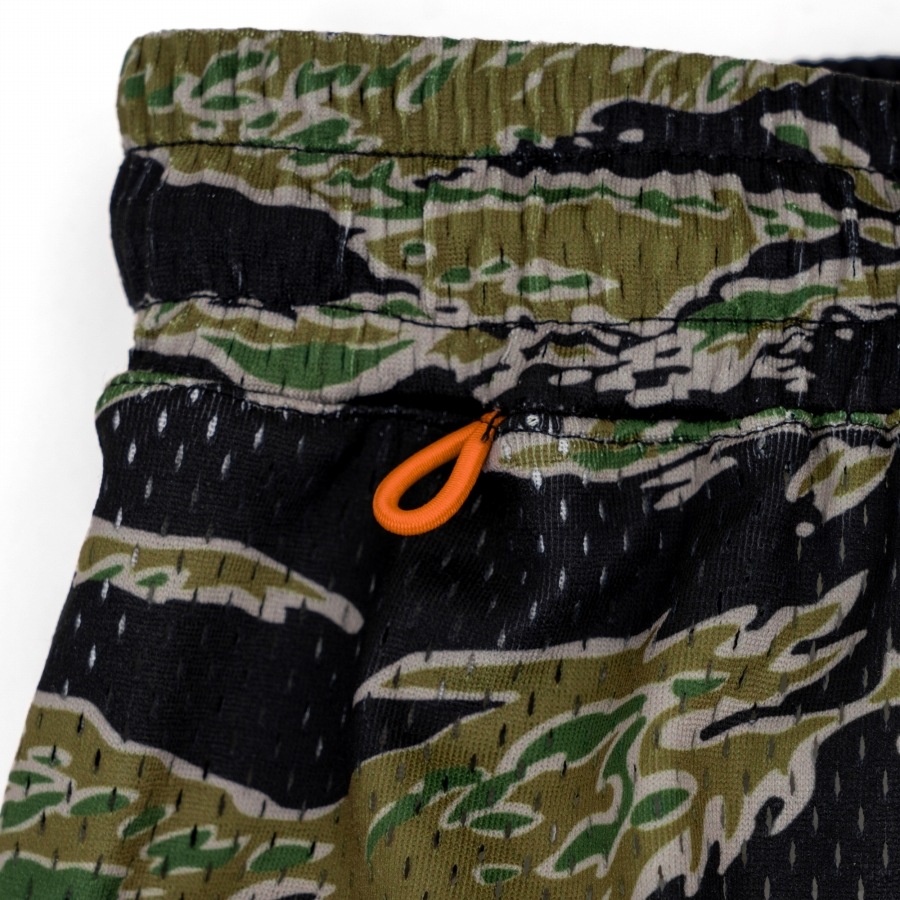 INTERBREED : Airy Training Mesh Shorts
