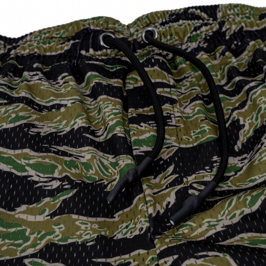 INTERBREED : Airy Training Mesh Shorts