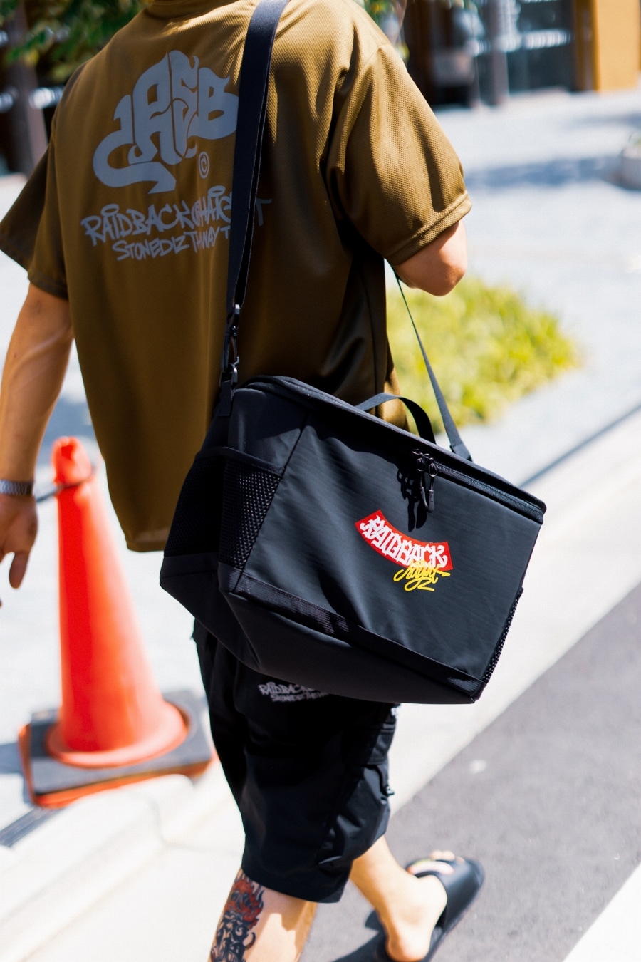 HAIGHT : RAIDBACK COOLER BAG ft.CASPER