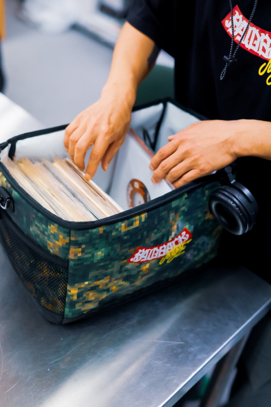 HAIGHT : RAIDBACK COOLER BAG ft.CASPER