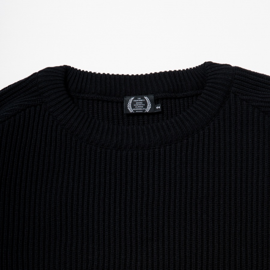 430 : PW KNIT SWEATER