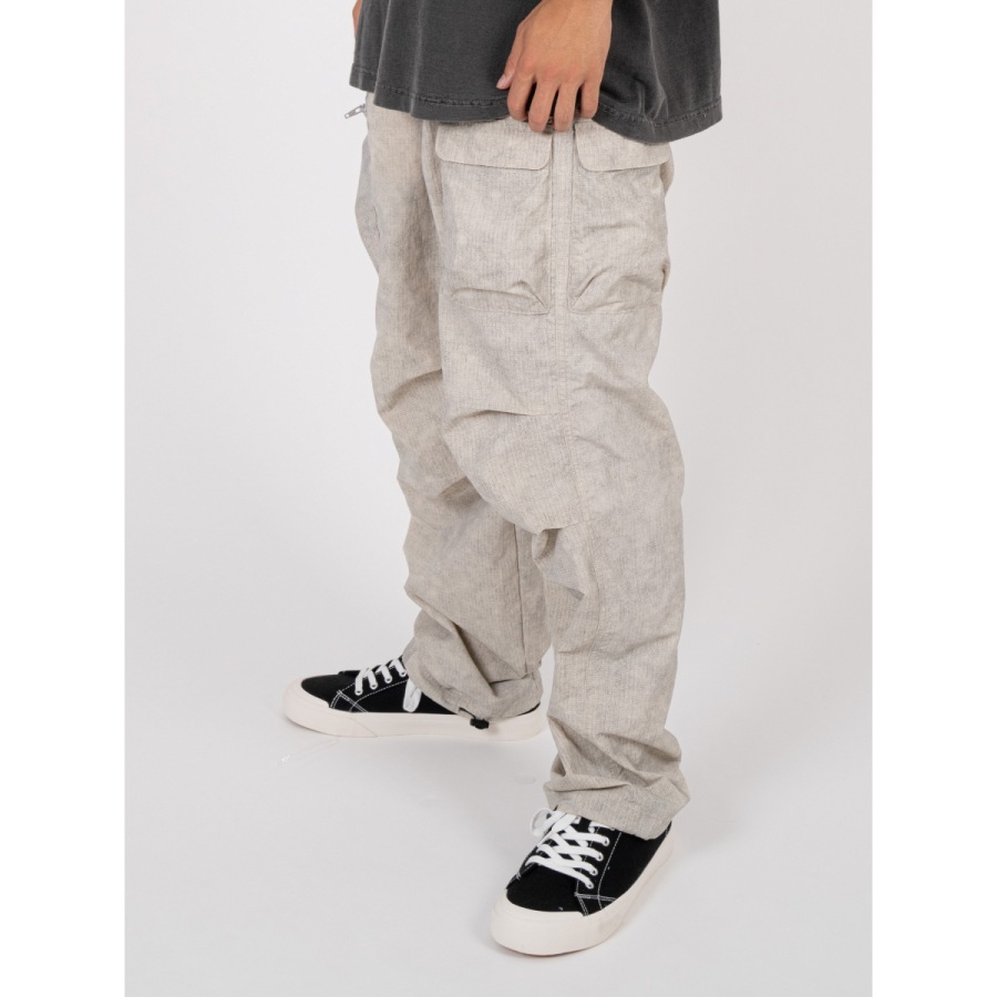 INTERBREED : Dusty Tech Pants | INTERBREED (ｲﾝﾀｰﾌﾞﾘｰﾄﾞ) | FULLSPEC.